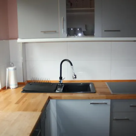 Daire Zentral Gelegene Ferienwohnung *