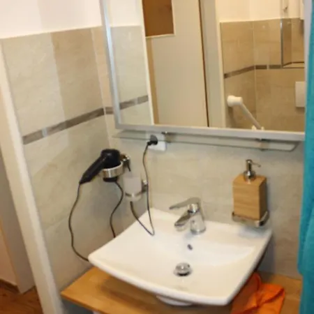 Zentral Gelegene Ferienwohnung * Lübeck